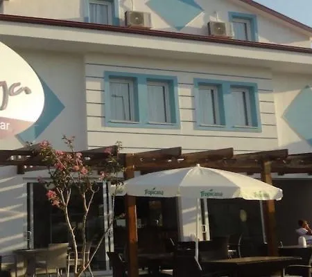 Hotel apartamentowy Manolya